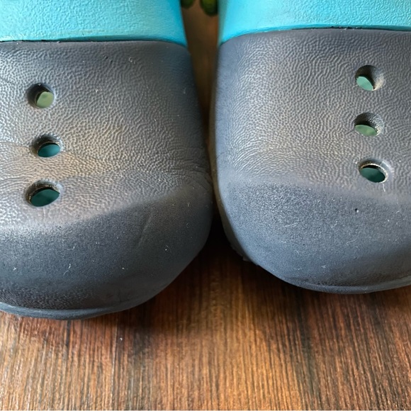 Toddler Crocs - Electro II Clog - Picture 2 of 6